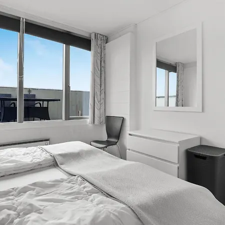 2 Bedroom In 아파트 *